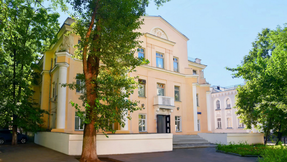 Продается здание целиком, 3299 м² по адресу: г Москва, Милютинский пер, д 18А.