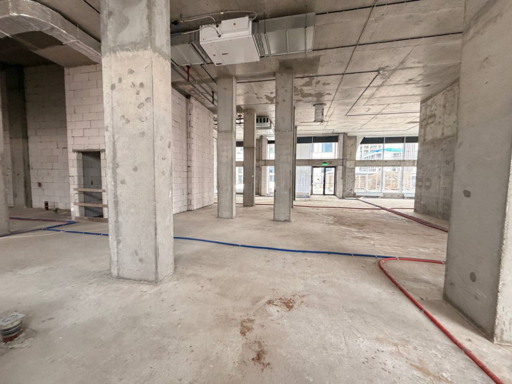 Продается торговое помещение, 396 м² по адресу: г Москва, ЖК Шагал, очередь 2 к 3.