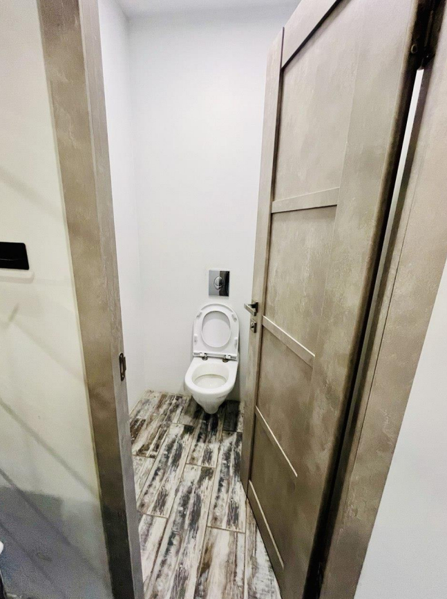 Сдается торговое помещение, 108 м² по адресу: г Москва, Саввинская наб, д 7 стр 3.